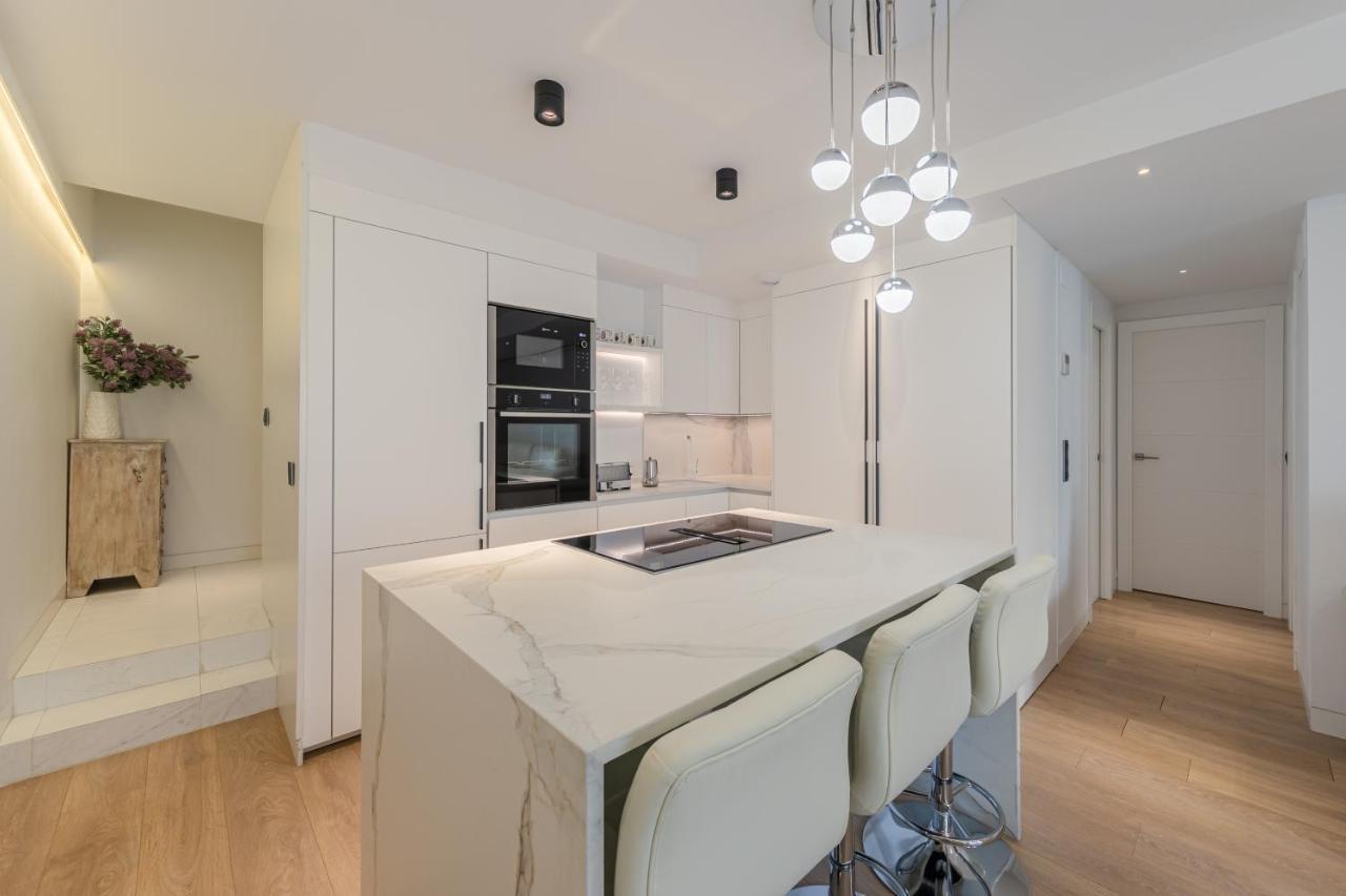 Apartamento Sevilla Centro Luaran gambar